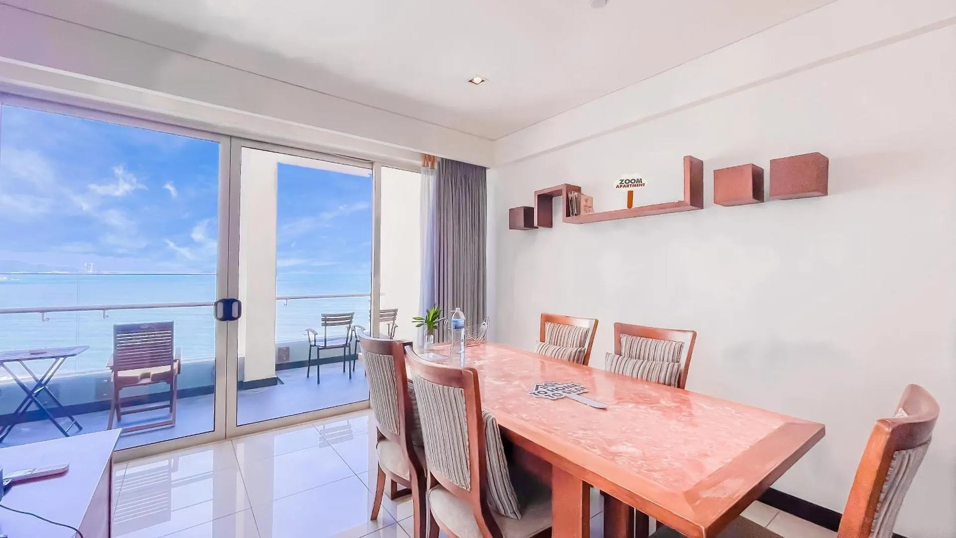 Rozy Apartment In City Center With Sea View ニャチャン 0*,