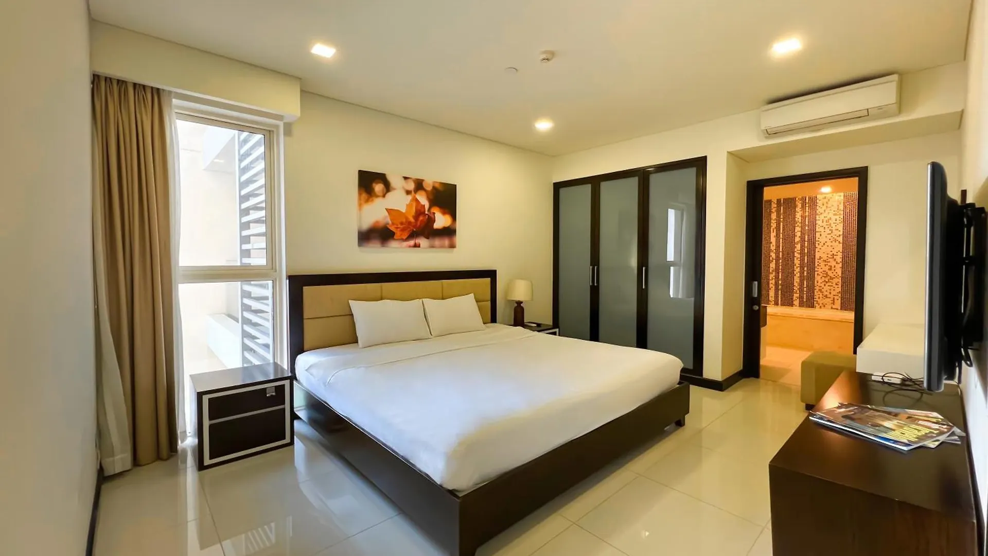 Rozy Apartment In City Center With Sea View ニャチャン ベトナム